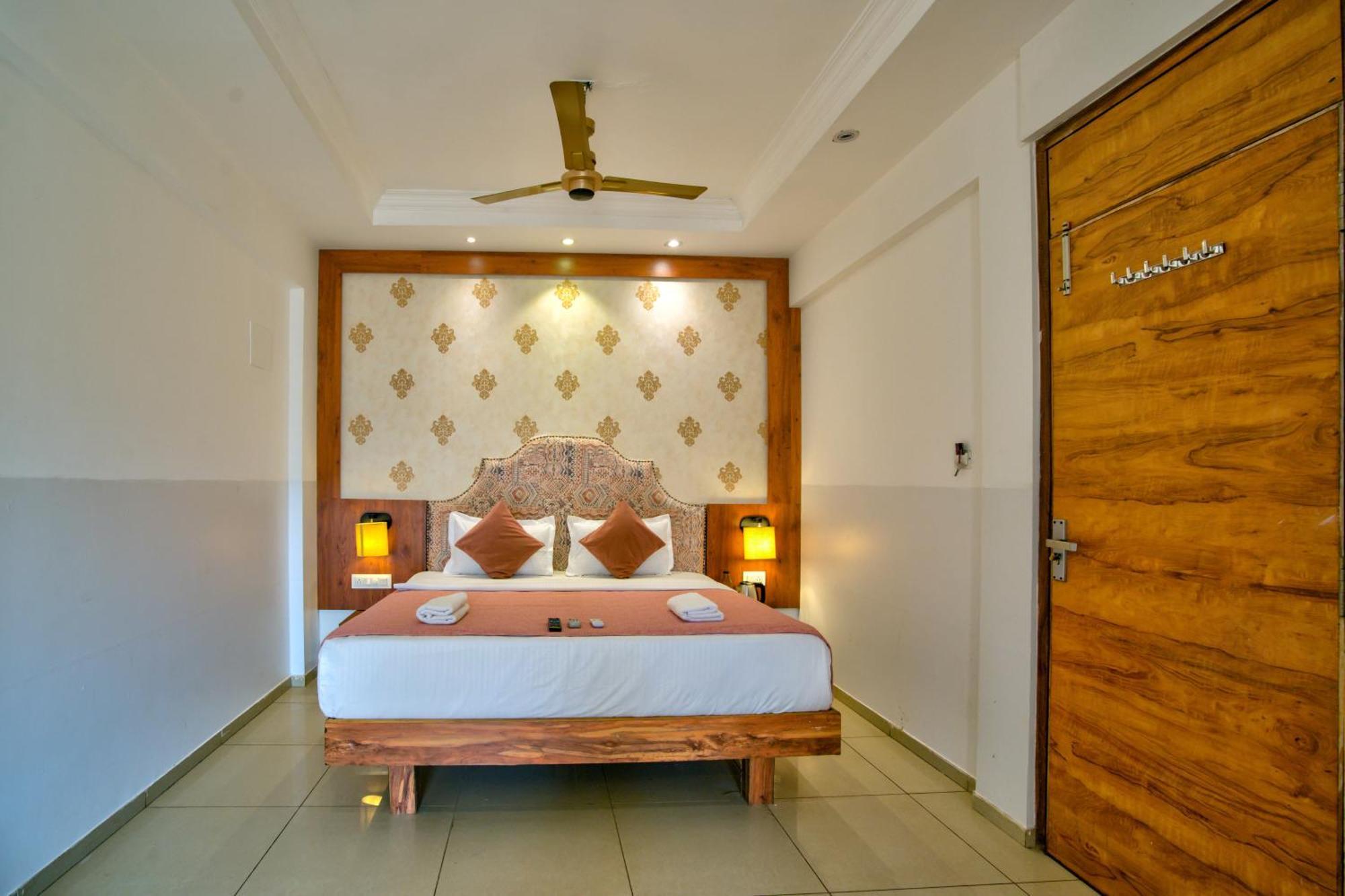 Sea Sapphire ,calangute Hotel 3*